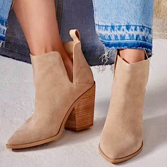 Vince Camuto Gigietta Suede Leather Block Heel Bootie - Picture 16 of 16